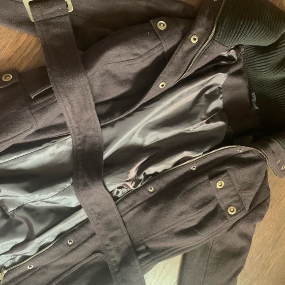 Brown trench coat with belt beautiful sz small - Picture 2 of 6